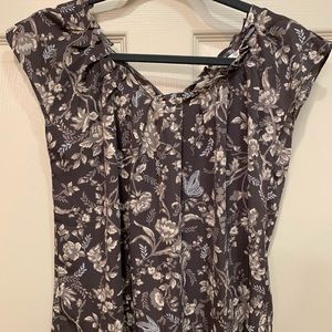 LC Lauren Conrad short sleeve blouse.